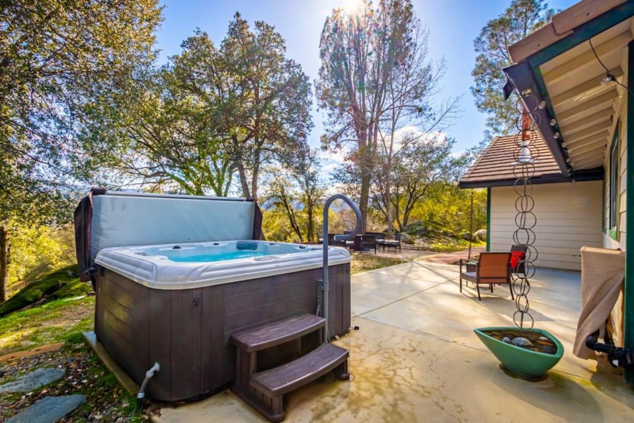 Mystic Mountain Villa, 14 Miles From Yosemite Oakhurst Exterior photo